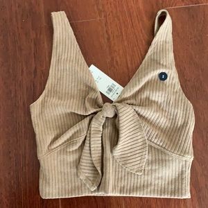 A&F knot top
